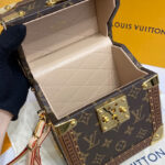 Louis Vuitton Camera Box M10079 Brown